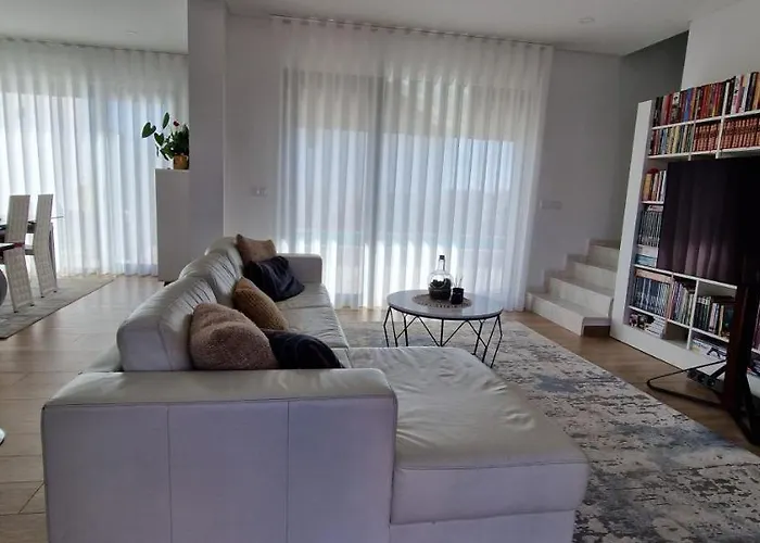 Lara Sweet Sobral do Parelhao