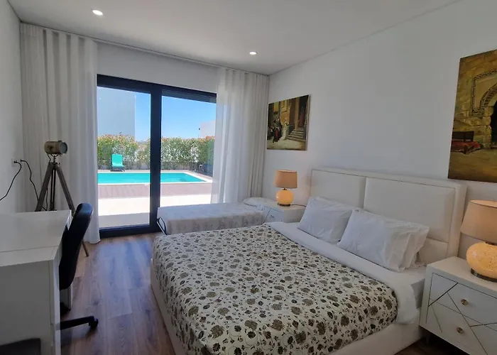 Проживание в семье Lara Sweet Sobral do Parelhao